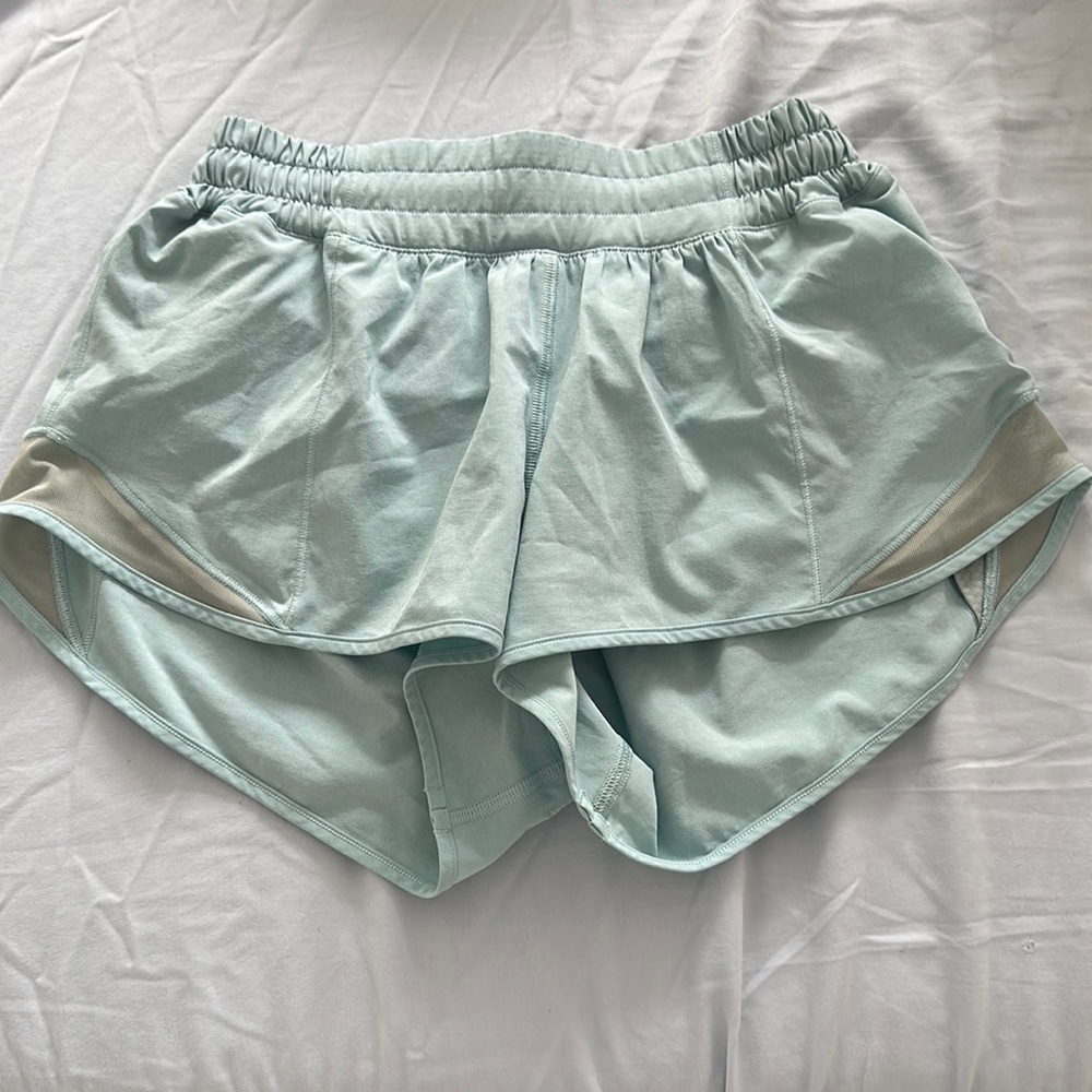 size 4 lululemon blue shorts